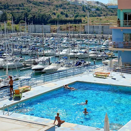 Marina אלבופיירה