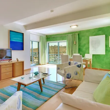 Marina Apartment *