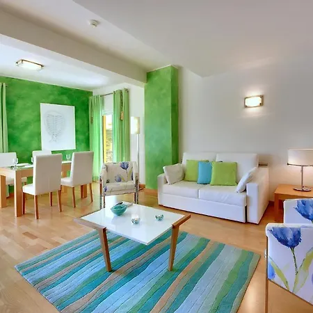 Marina Apartment *